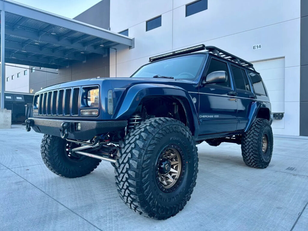 1997 Jeep Cherokee XJ – Beautiful Restomod