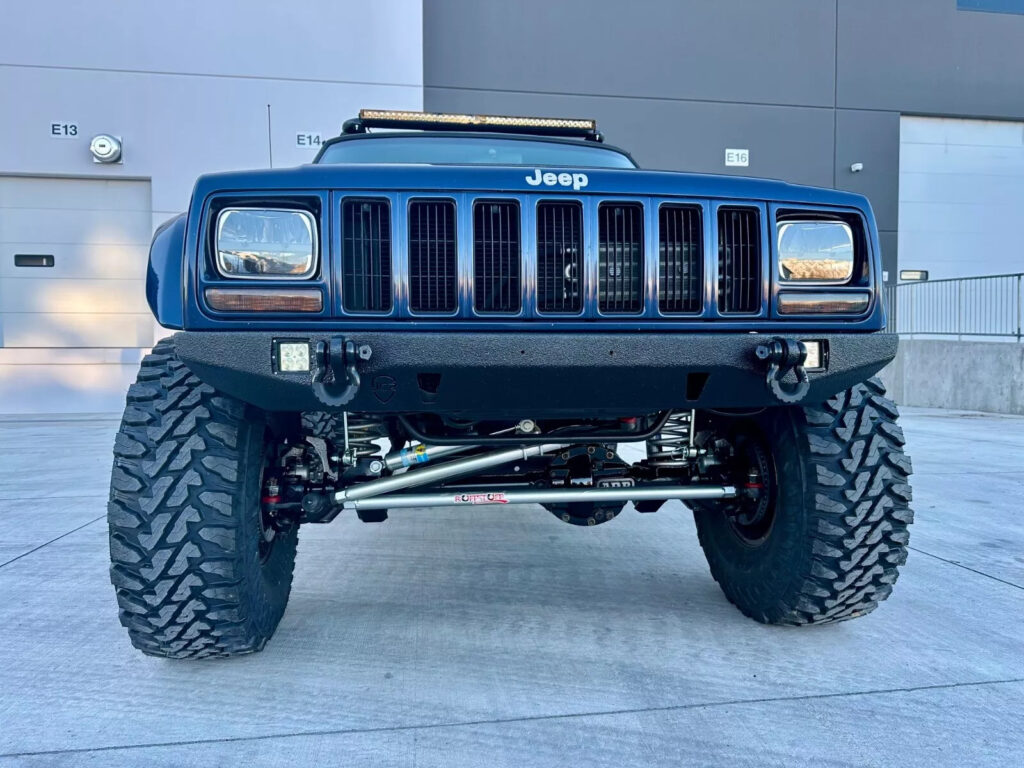 1997 Jeep Cherokee XJ – Beautiful Restomod