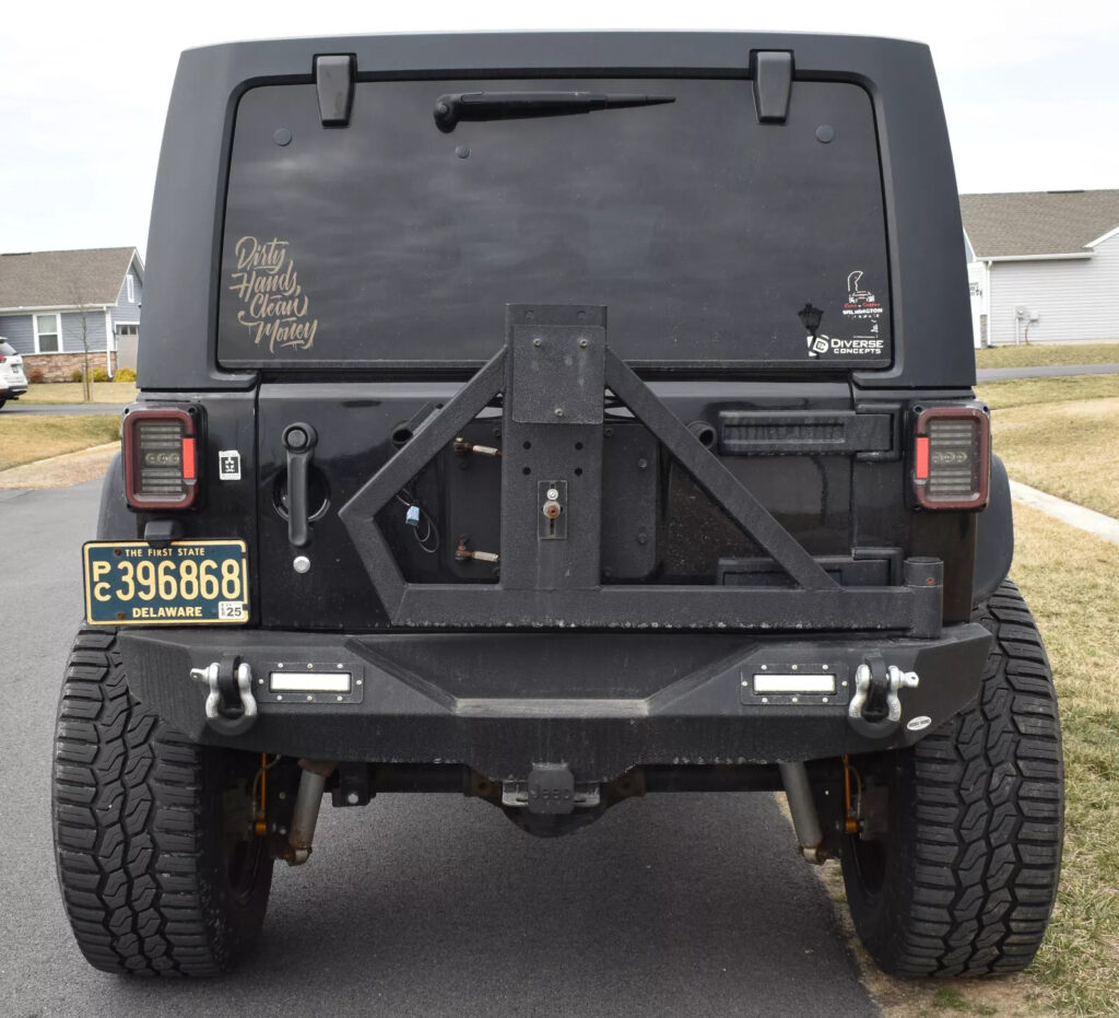 2013 Jeep Wrangler Sport 4×4 V6 Rough Country 6″ Lift