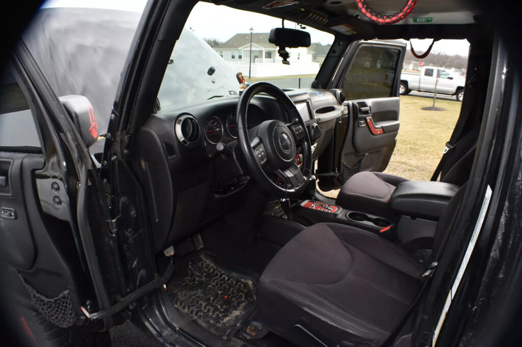 2013 Jeep Wrangler Sport 4×4 V6 Rough Country 6″ Lift