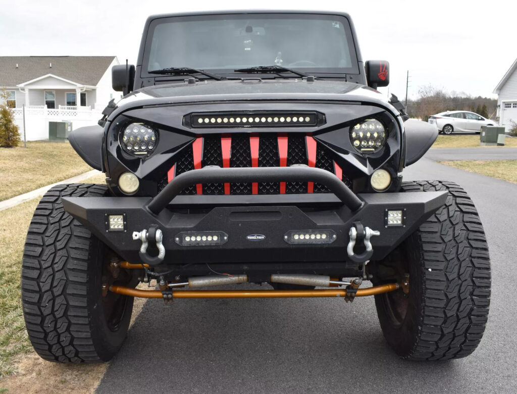 2013 Jeep Wrangler Sport 4×4 V6 Rough Country 6″ Lift