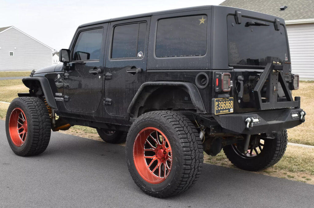 2013 Jeep Wrangler Sport 4×4 V6 Rough Country 6″ Lift