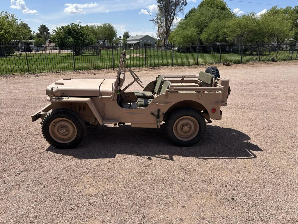 1943 Ford GPW Desert Military