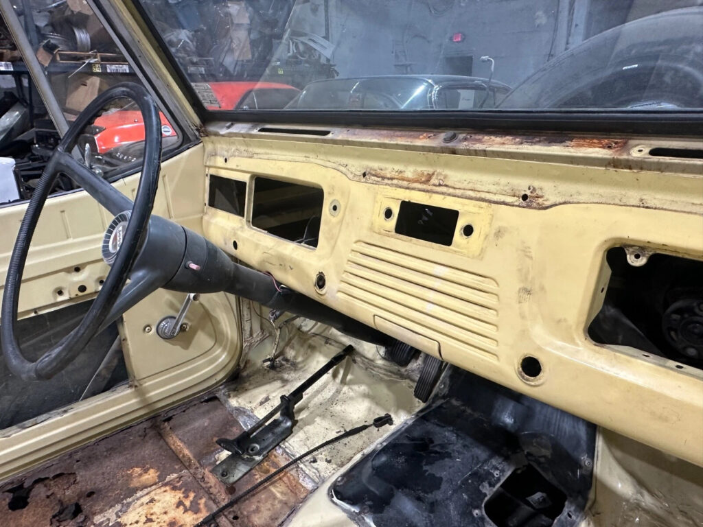 1970 Jeep Commando