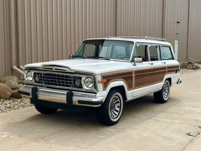 1984 Jeep Grand Wagoneer -4×4: