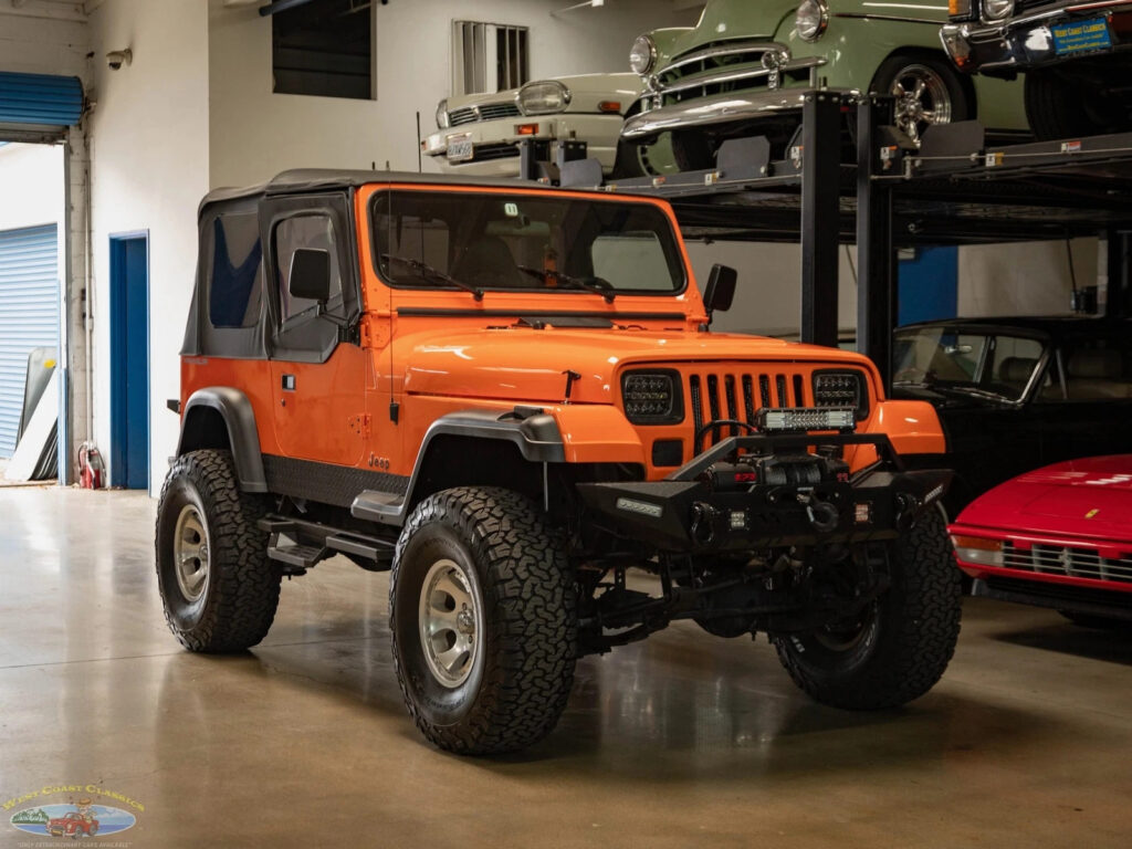1994 Jeep Wrangler Custom SE  4WD SUV