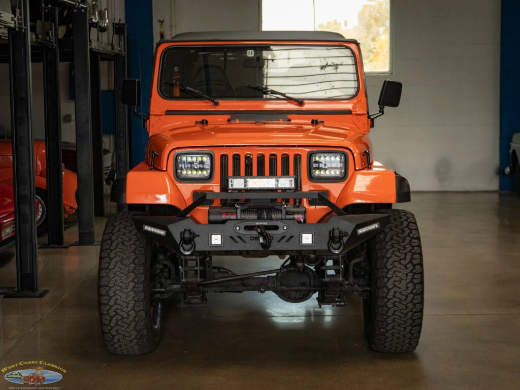 1994 Jeep Wrangler Custom SE  4WD SUV