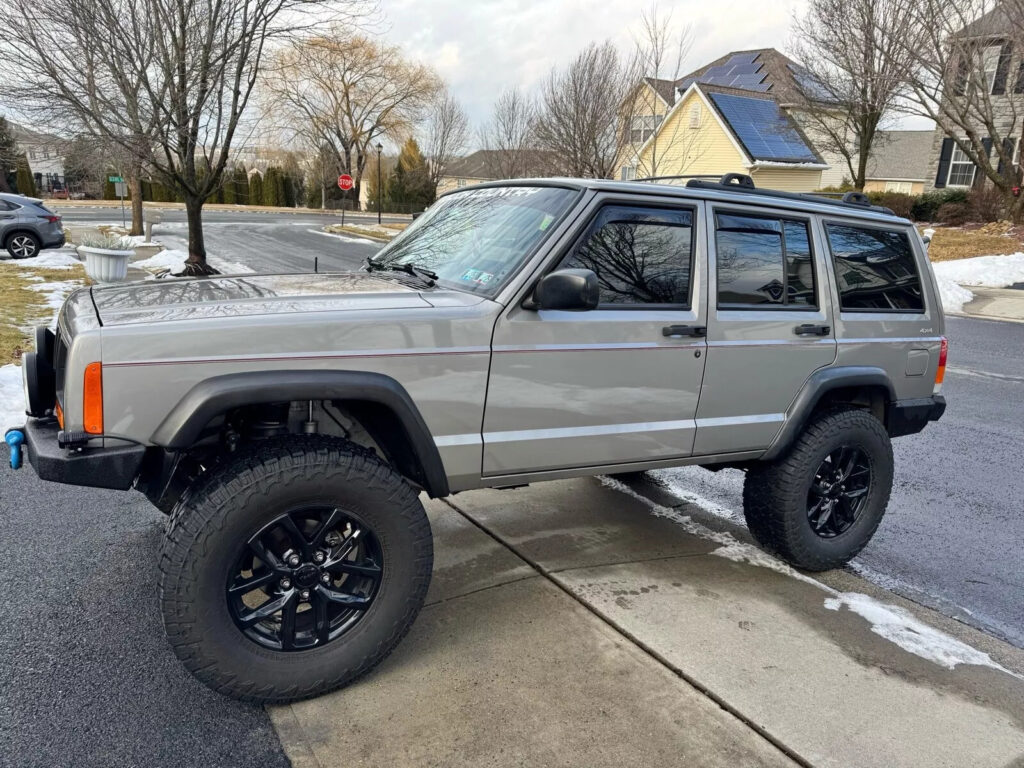 2000 Jeep Cherokee SE