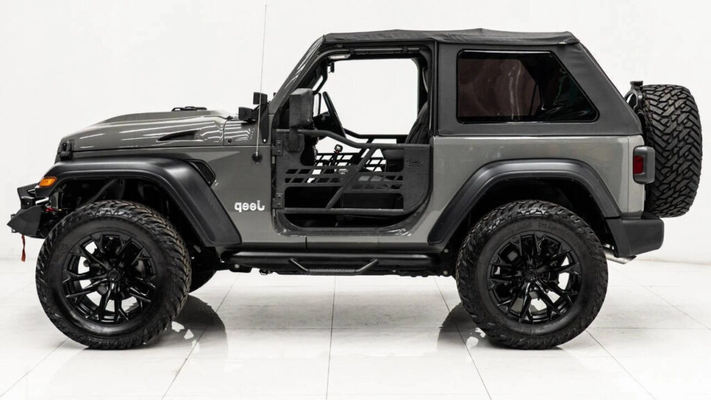 2020 Jeep Wrangler Sport 4×4  SUV