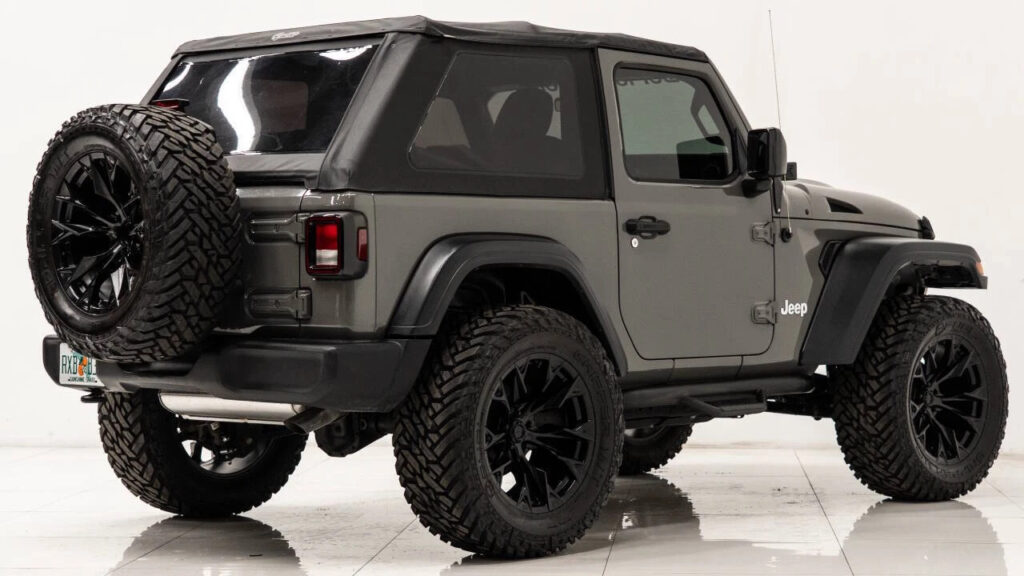 2020 Jeep Wrangler Sport 4×4  SUV
