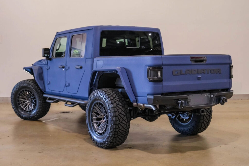 2025 Jeep Gladiator Sport S 4X4 Dupont Kevlar,lifted,bumpers,led’s,nav