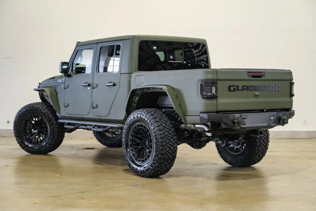 2025 Jeep Gladiator Sport S 4X4 Dupont Kevlar,lifted,bumpers,led’s,nav