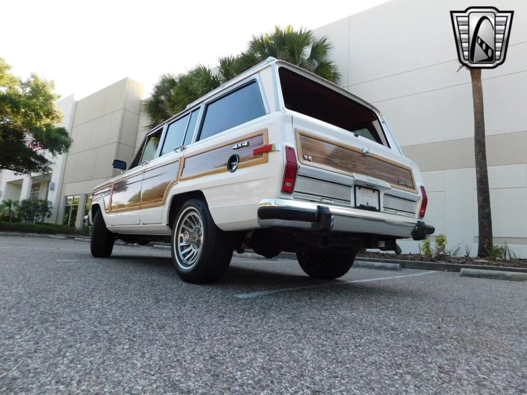 1990 Jeep Wagoneer