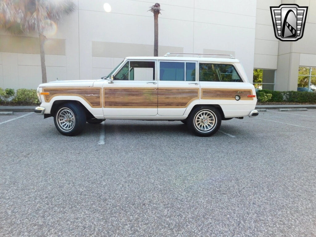 1990 Jeep Wagoneer