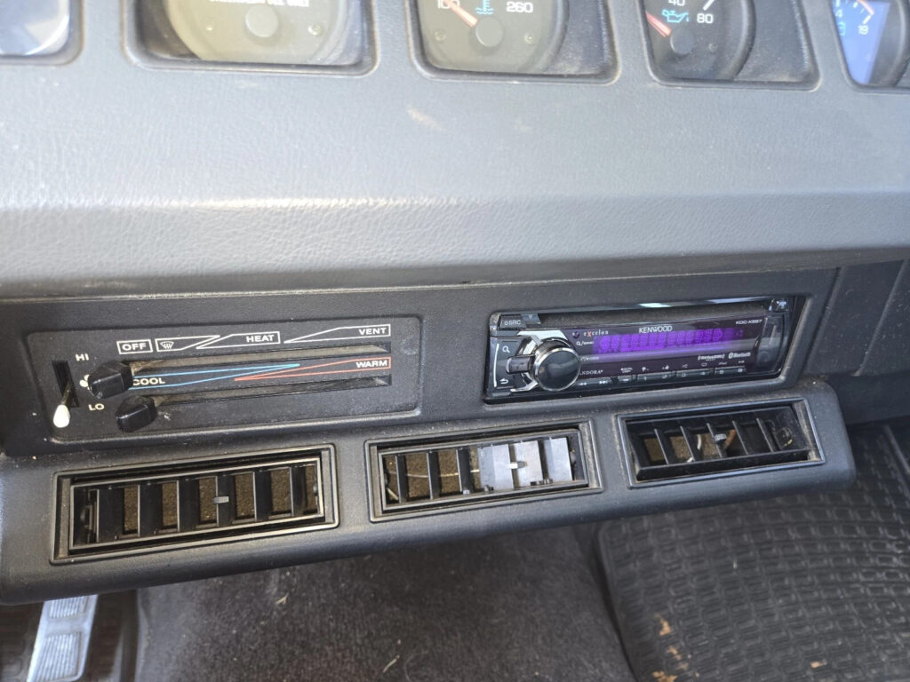 1993 Jeep Wrangler Renegade