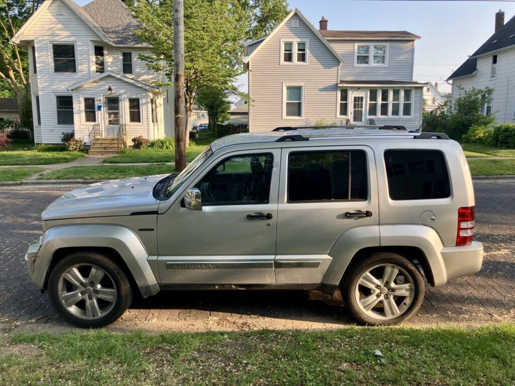 2011 Jeep Liberty Sport