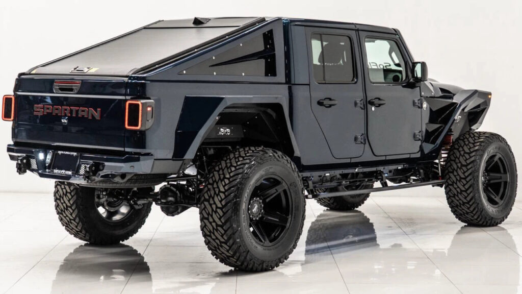 2025 Jeep Gladiator Nighthawk 4×4 4dr Crew Cab 5.0 ft. SB