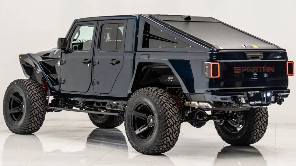 2025 Jeep Gladiator Nighthawk 4×4 4dr Crew Cab 5.0 ft. SB