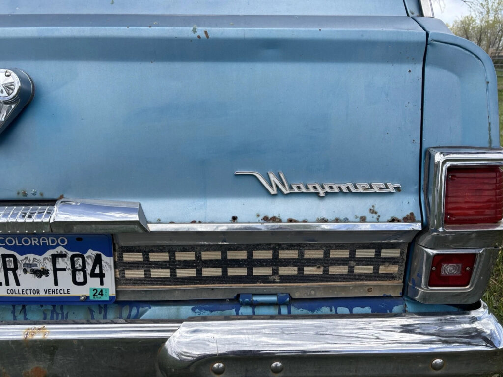 1971 Jeep Wagoneer