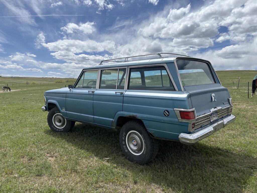 1971 Jeep Wagoneer