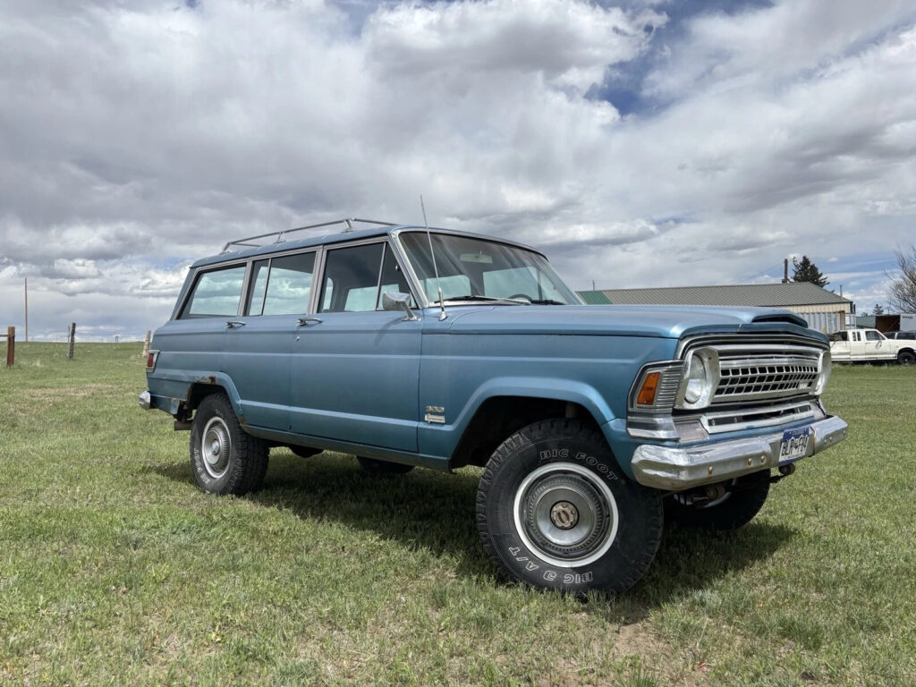 1971 Jeep Wagoneer