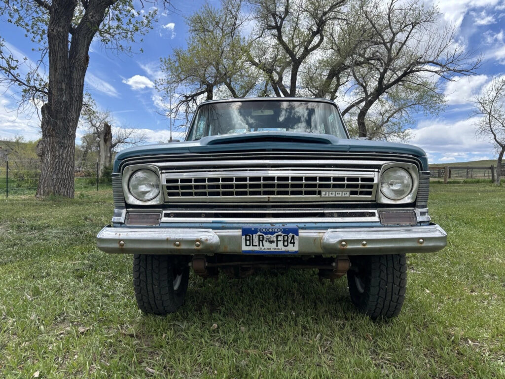 1971 Jeep Wagoneer