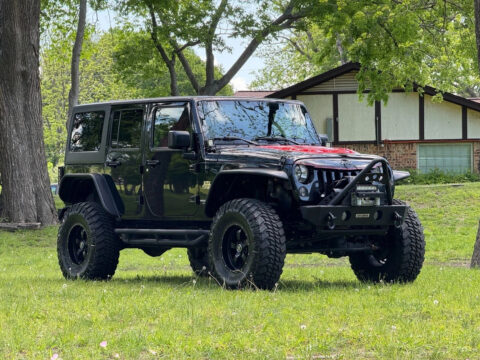 2016 Jeep Wrangler Unlimited Sport S – Black Mountain Ed na prodej