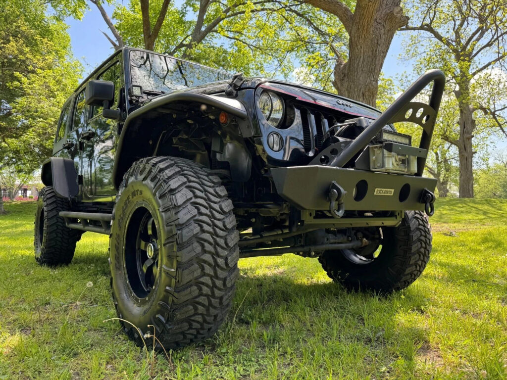 2016 Jeep Wrangler Unlimited Sport S – Black Mountain Ed