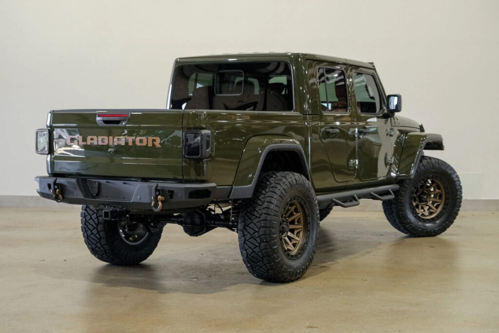2024 Jeep Gladiator Sport 4X4, Lifted,bumpers,led’s,38’s, HTD Leather