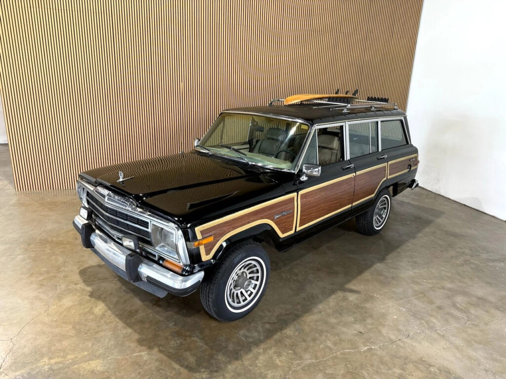 1989 Jeep Wagoneer 4WD