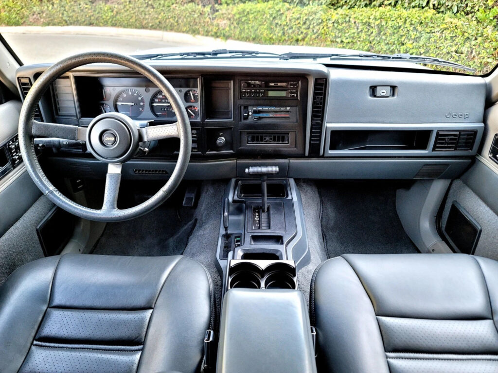1992 Jeep Cherokee Limited 4×4