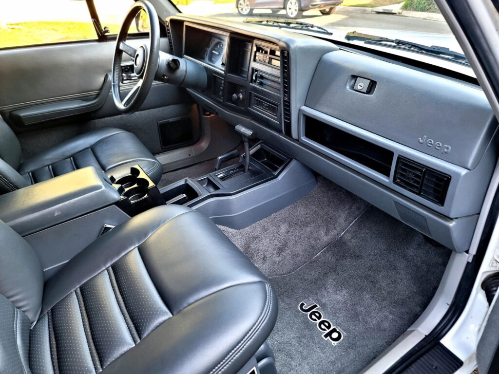 1992 Jeep Cherokee Limited 4×4