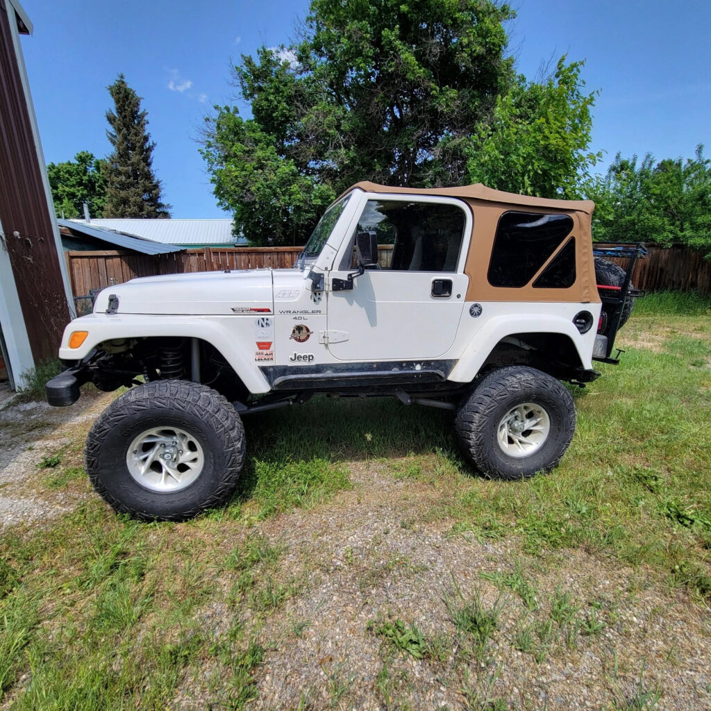 2001 Jeep Sahara