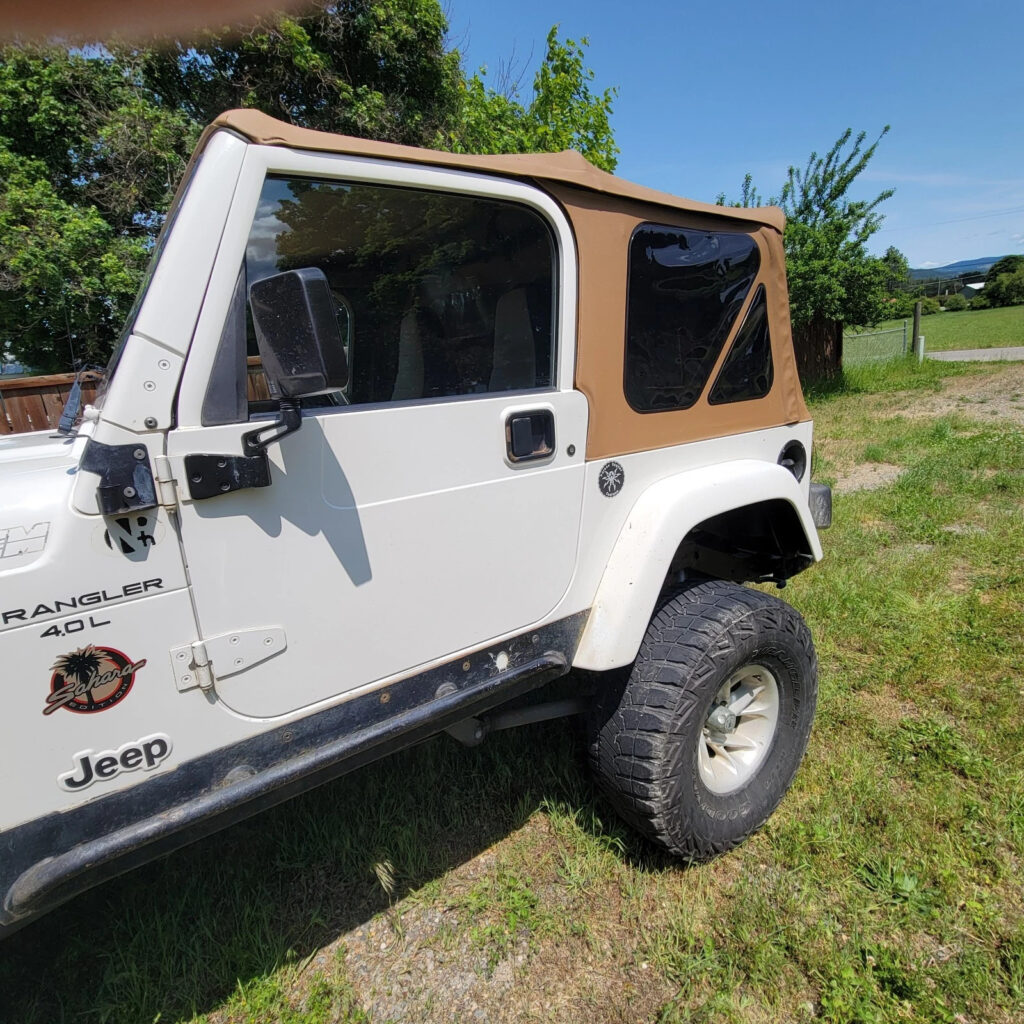 2001 Jeep Sahara