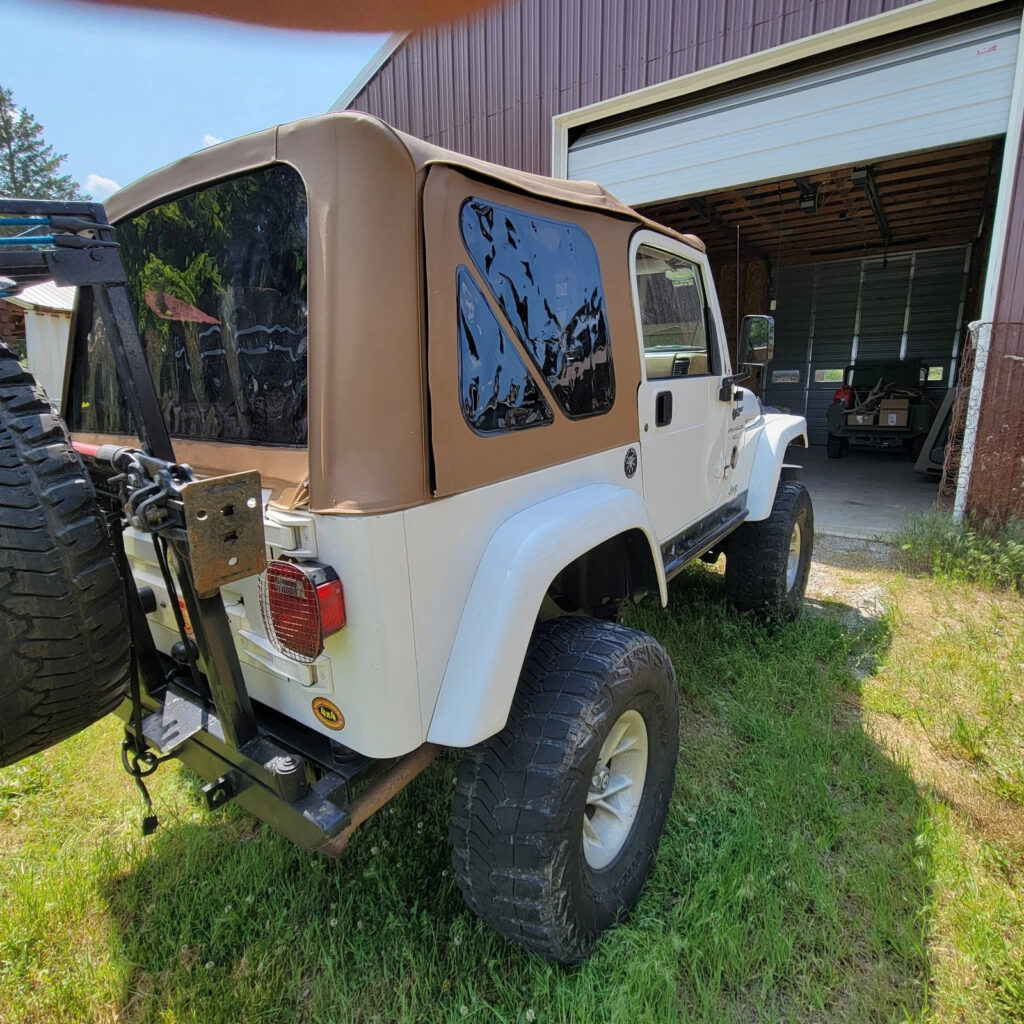 2001 Jeep Sahara