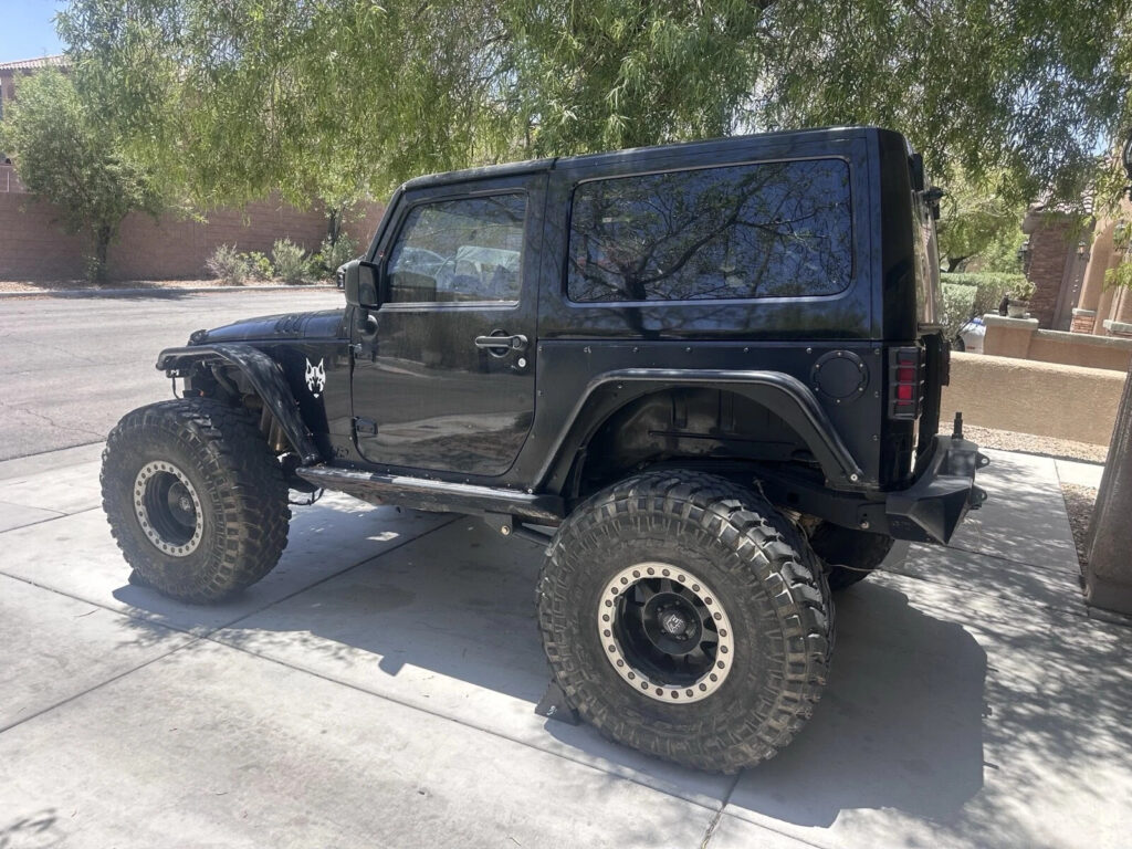 2012 Jeep Wrangler Sahara