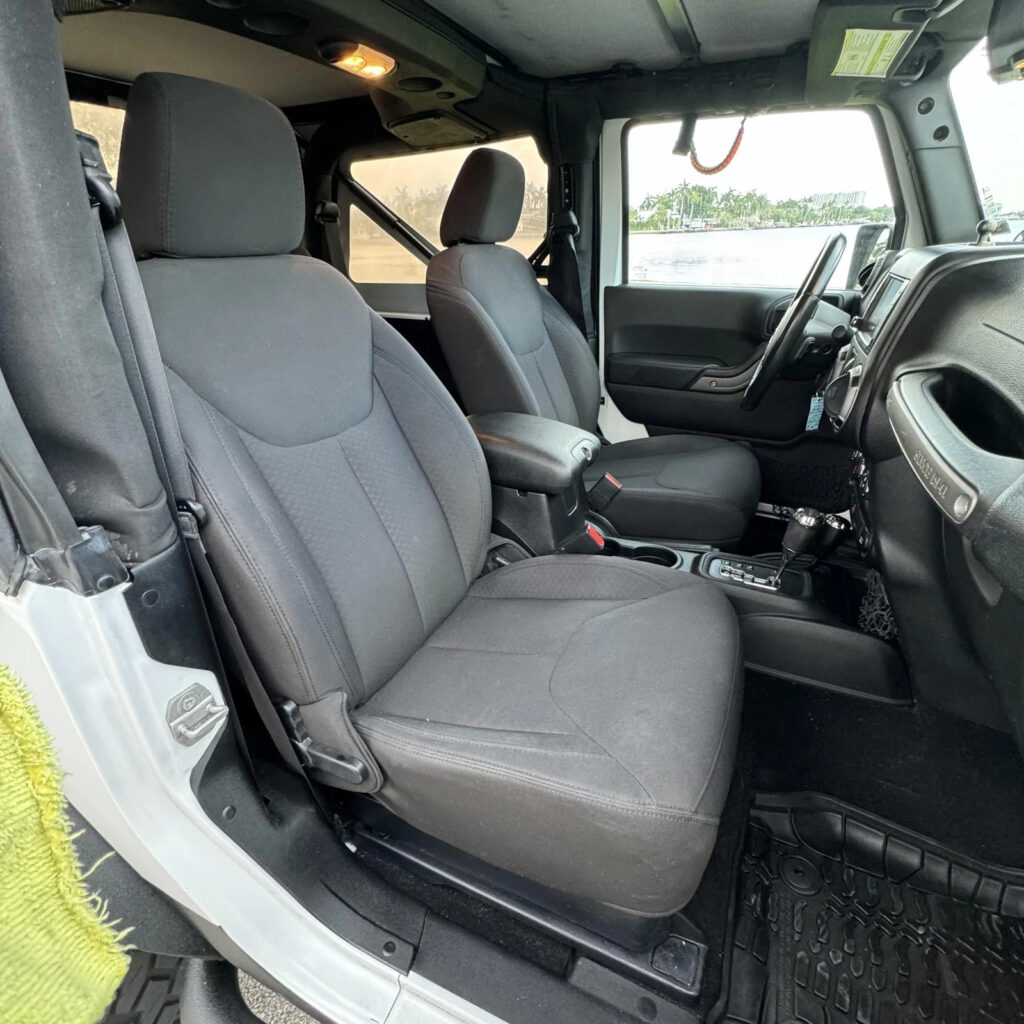 2015 Jeep Wrangler Sahara Rubicon Unlimited Gladiator Cherokee
