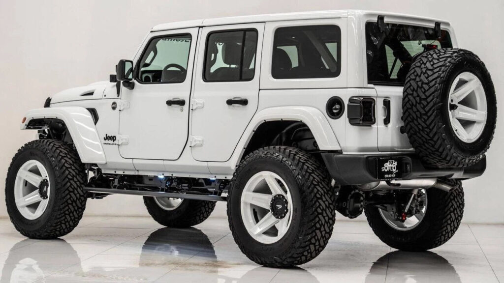 2025 Jeep Wrangler 4-Door Sport 4×4
