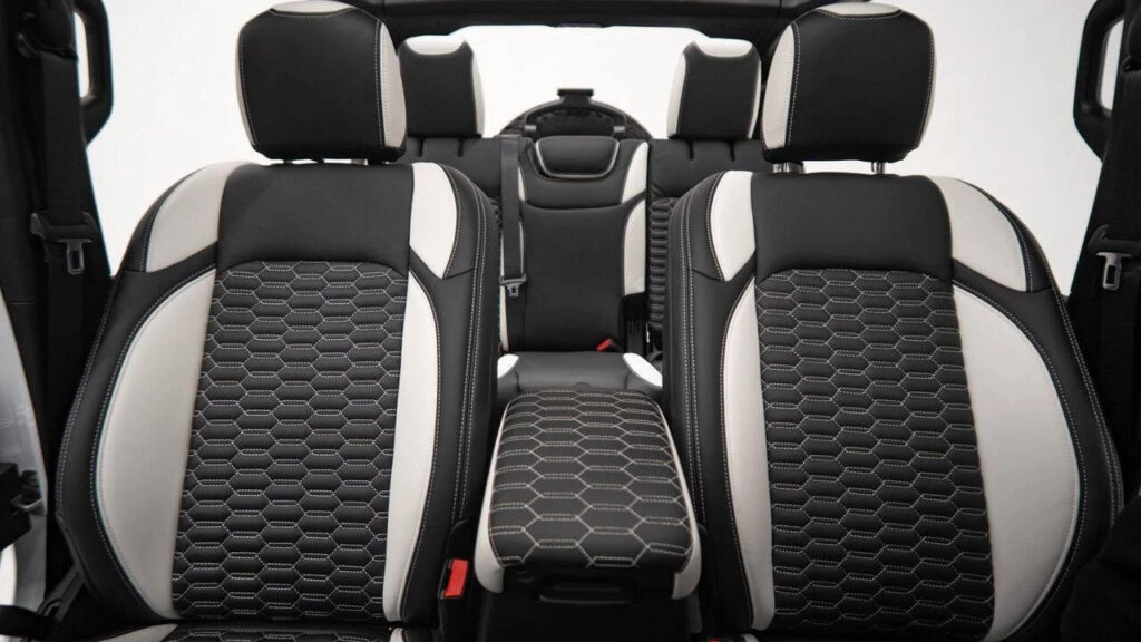 2025 Jeep Wrangler 4-Door Sport 4×4