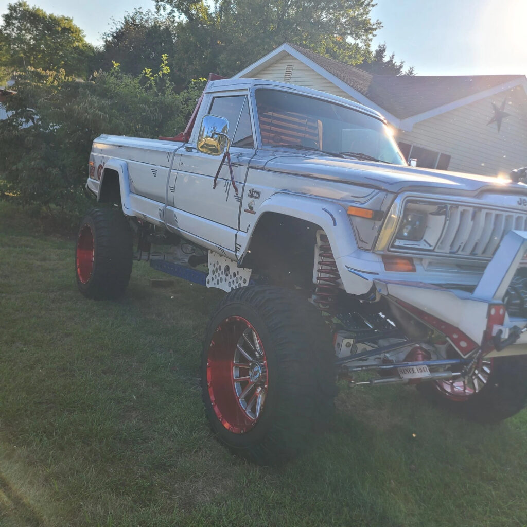 1985 Jeep J10 Pickup