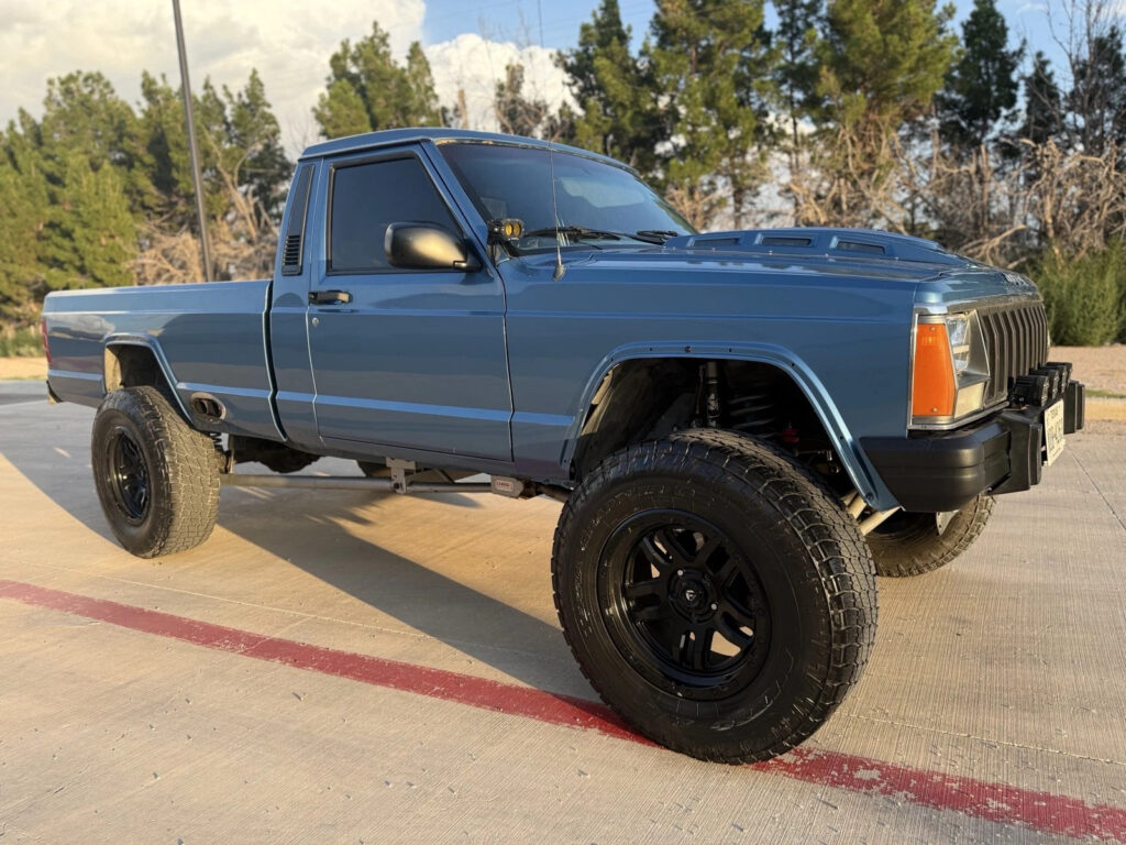 1987 Jeep Comanche