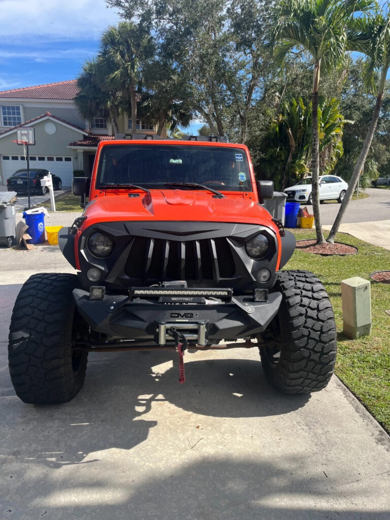 2015 Jeep Wrangler 49700