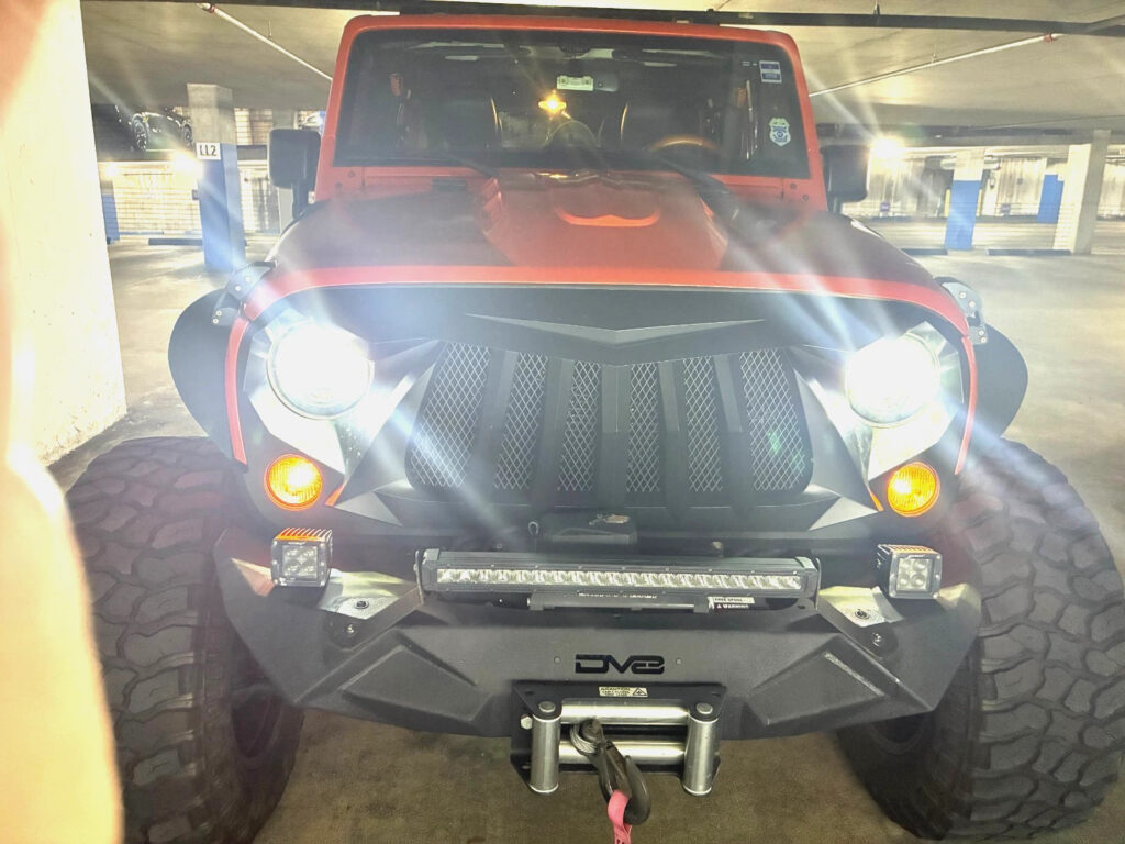 2015 Jeep Wrangler 49700