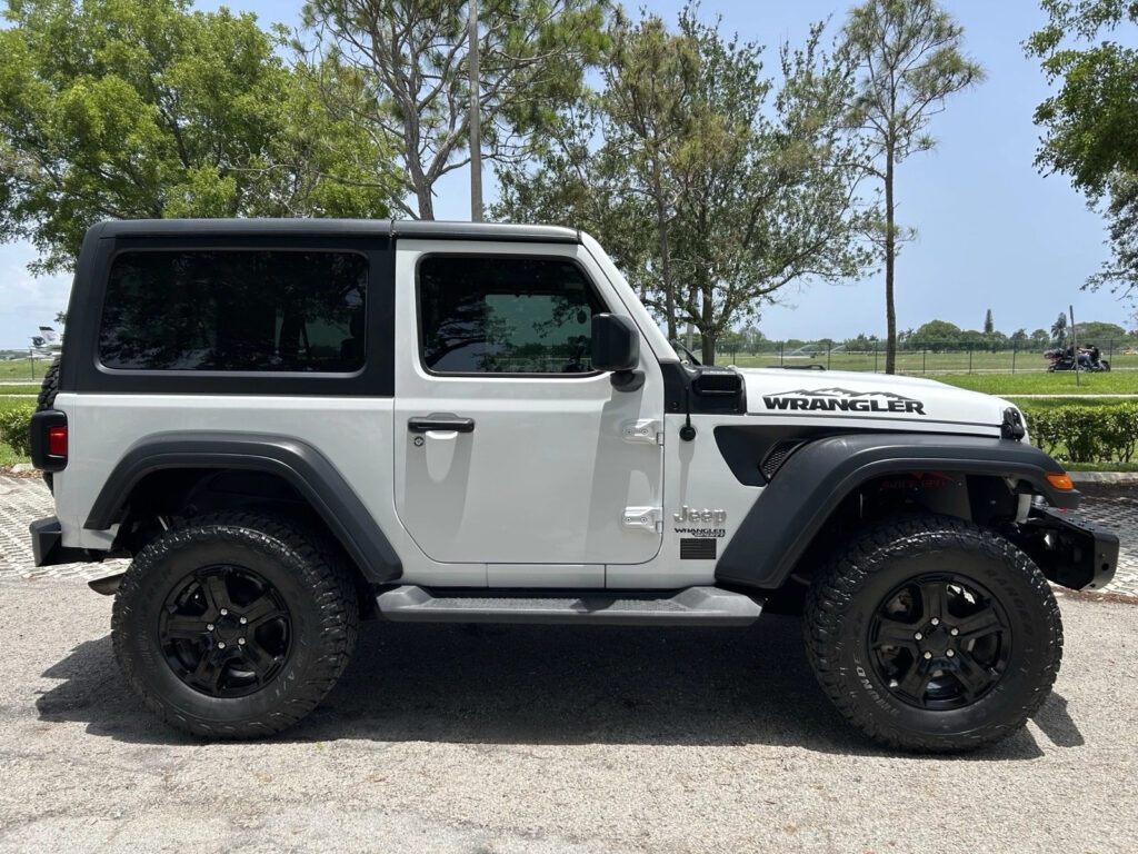 2019 Jeep Wrangler Sport S 4X4