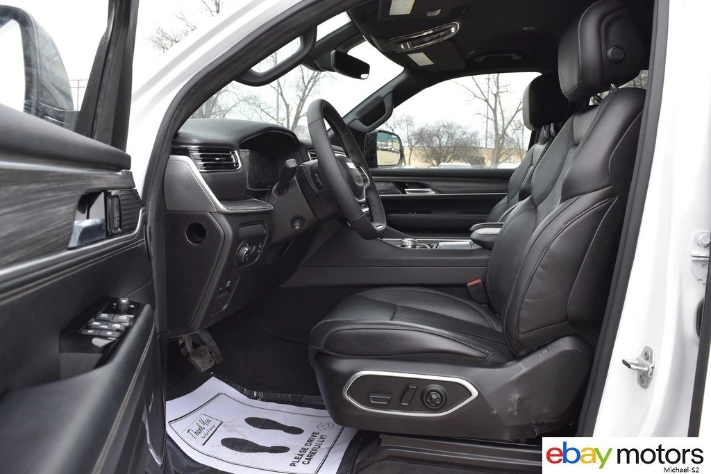 2024 Jeep Wagoneer 3 ROW (L) Series II Luxury-Edition(long Wheel Base)
