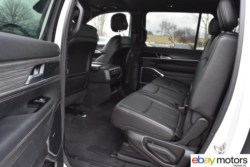 2024 Jeep Wagoneer 3 ROW (L) Series II Luxury-Edition(long Wheel Base)
