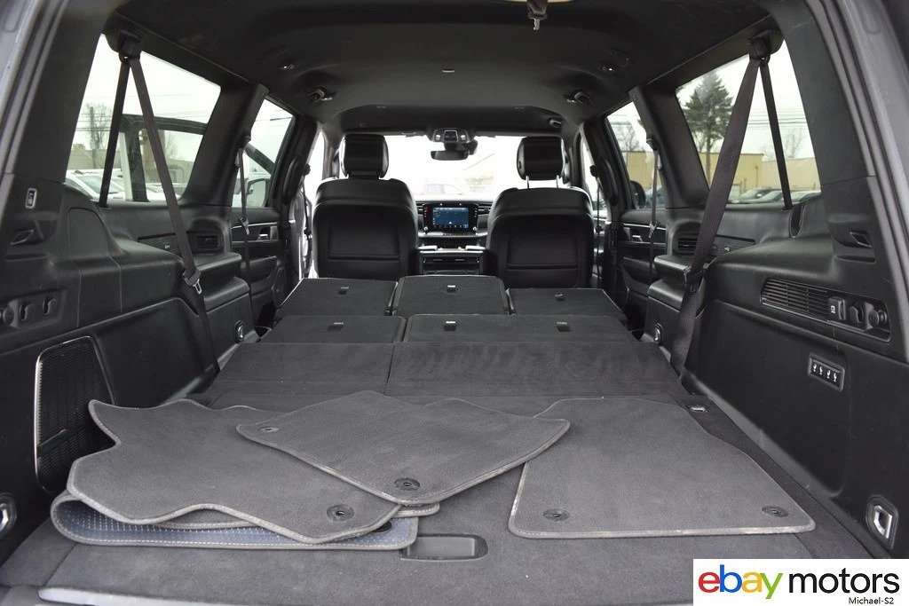 2024 Jeep Wagoneer 3 ROW (L) Series II Luxury-Edition(long Wheel Base)