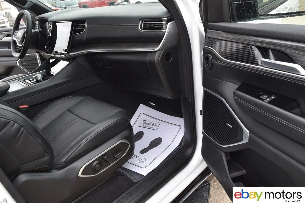 2024 Jeep Wagoneer 3 ROW (L) Series II Luxury-Edition(long Wheel Base)