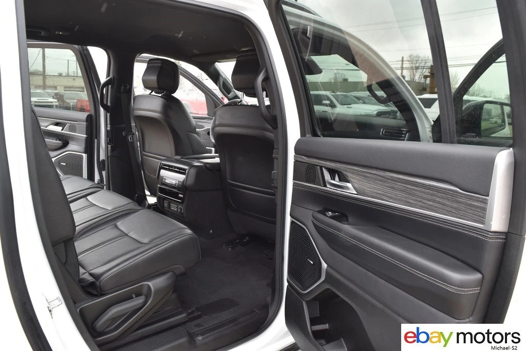 2024 Jeep Wagoneer 3 ROW (L) Series II Luxury-Edition(long Wheel Base)