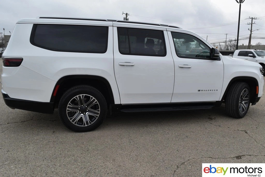 2024 Jeep Wagoneer 3 ROW (L) Series II Luxury-Edition(long Wheel Base)